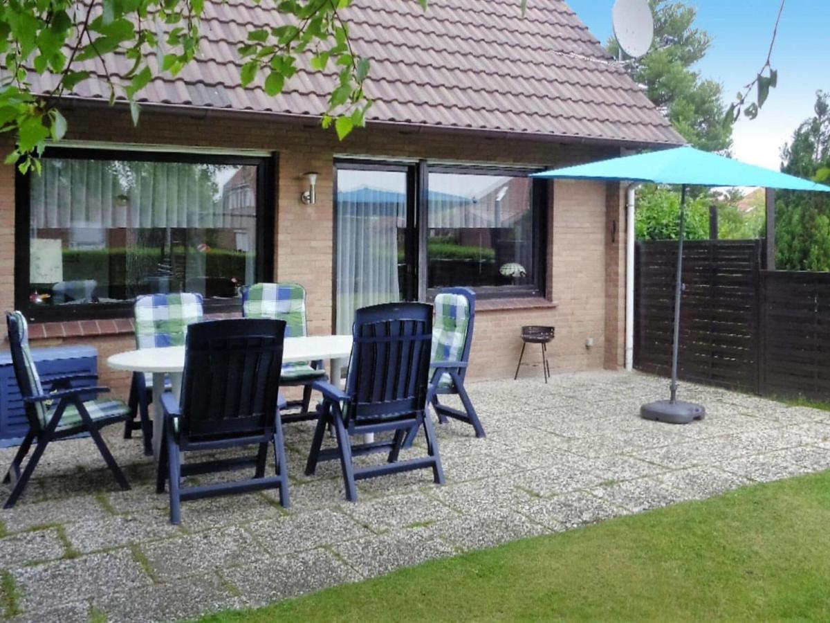 Ferienhaus Mit Grossem Garten In Nessmersiel Exterior photo